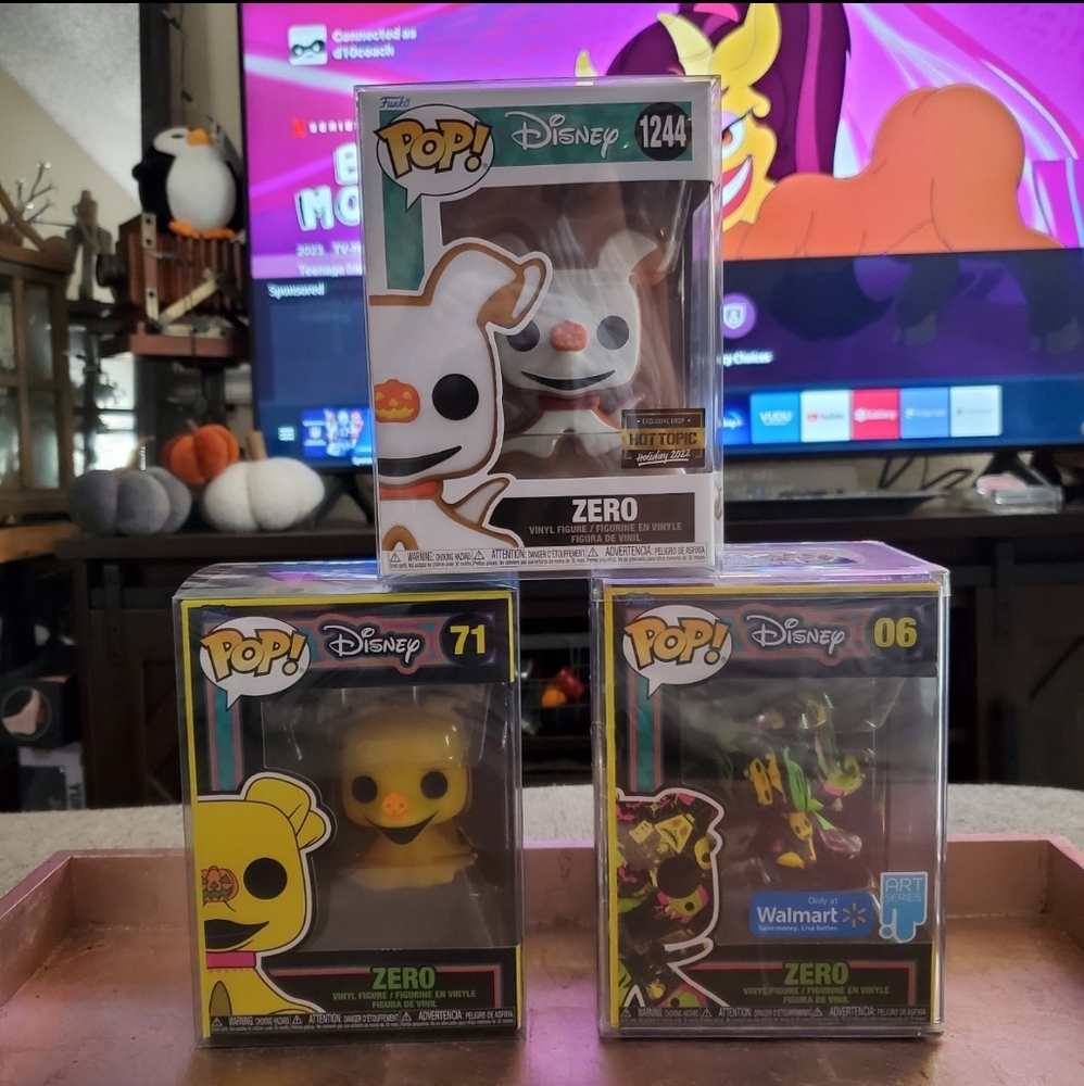 Nightmare Before Christmas Zero Funko Bundle Hot Topic Walmart Exclusives & GITD